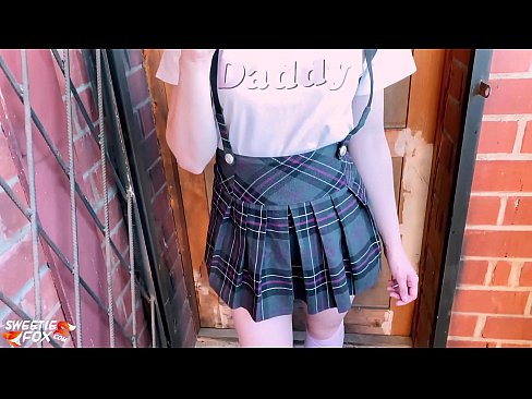 ❤️ Schoolgirl sûget har lul djip en neukt ynstee fan klassen. ❤❌ Kwaliteitsseks by porno fy.pornsexer.ru