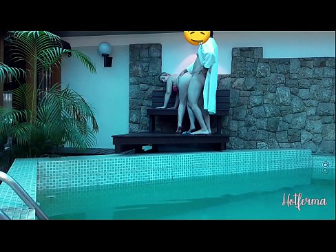 ❤️ Baas noeget faam nei it swimbad, mar koe net wjerstean in hot ❤❌ Kwaliteitsseks by porno fy.pornsexer.ru